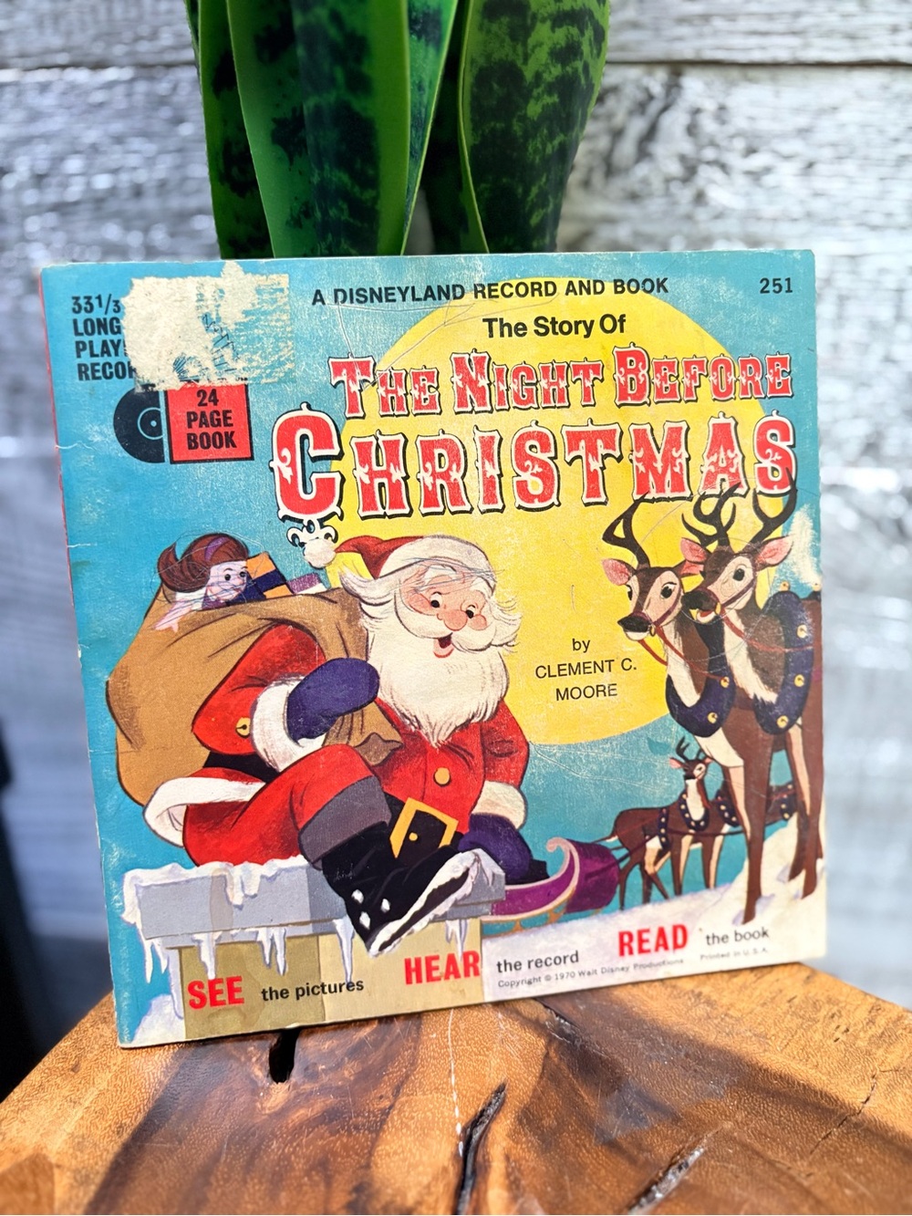 Disney | Vintage 1970 Disneyland Record Book "The Night Before Christmas" 33RPM
